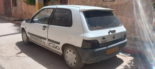 Renault Clio 01 1996 