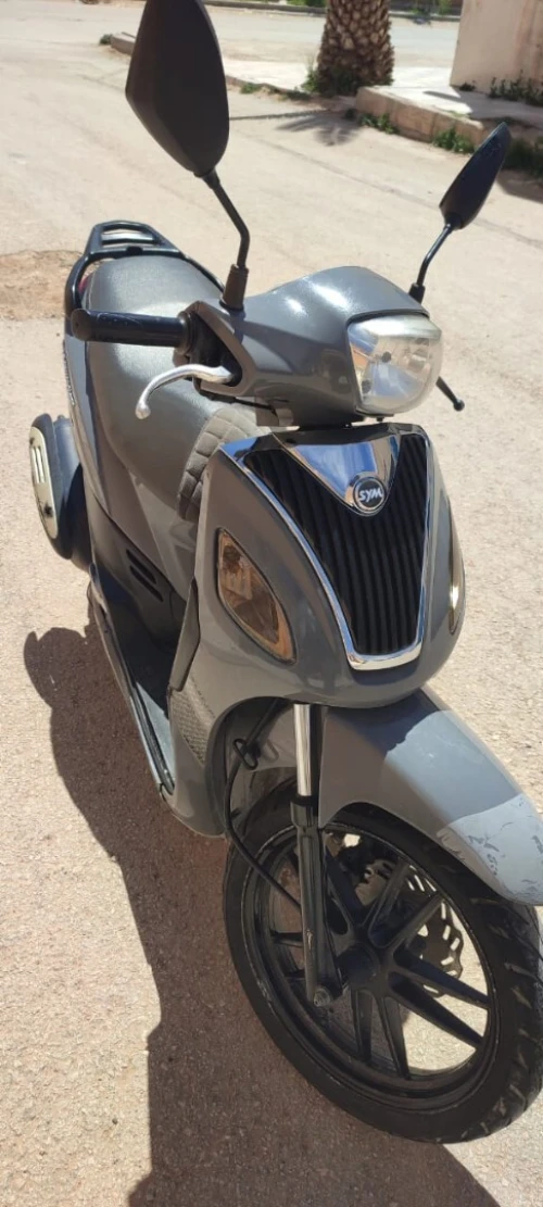 Sym s S 2020