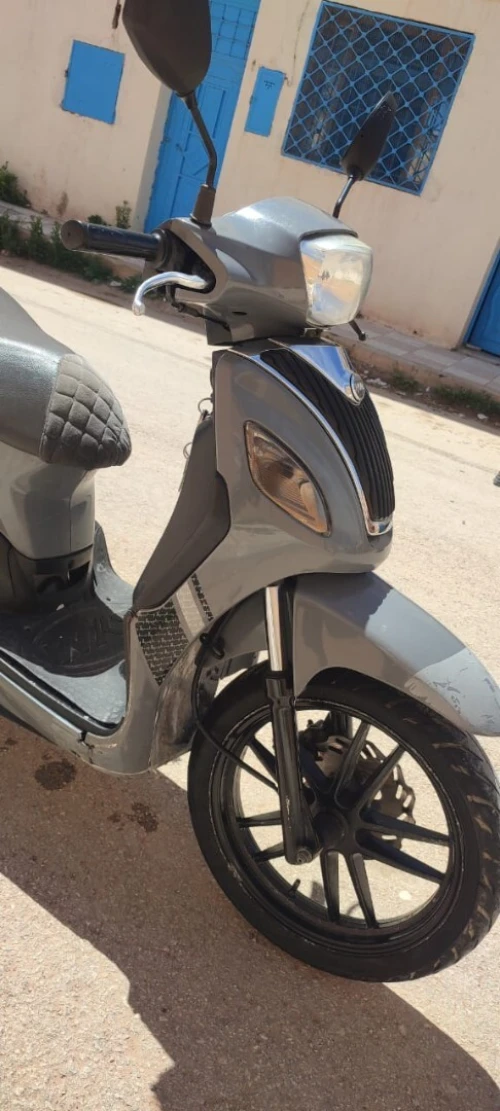 Sym s S 2020