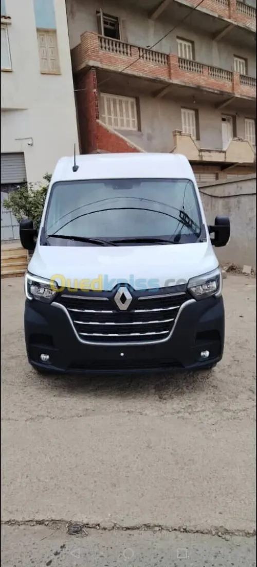Renault Master Grand Confort 2025
