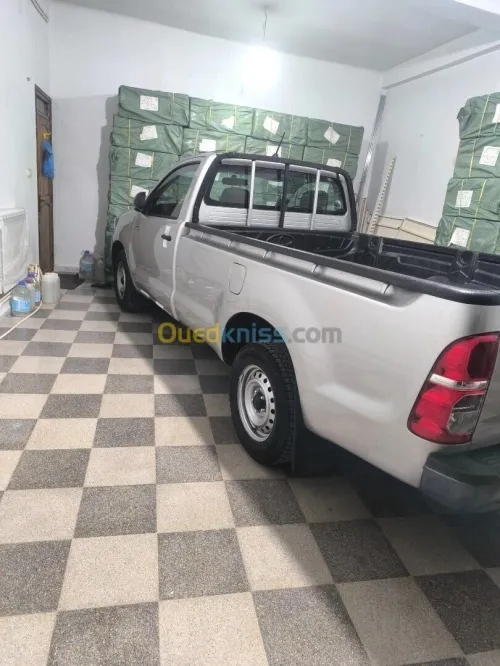 Toyota Hilux 2015 LEGEND DC 4x2