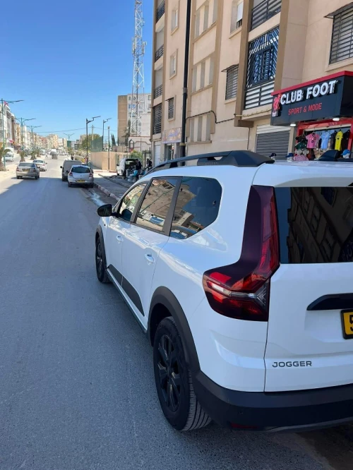 Dacia Jogger 2023 Extrême+