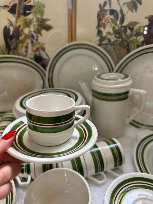 Service de table en porcelaine de limoges