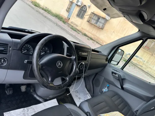 Mercedes Sprinter 2014 Surélevé chassis moyen