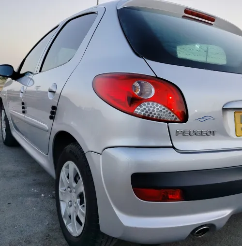 Peugeot 206 Plus 2011 Accepte échange