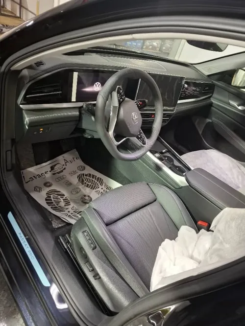 Volkswagen Passat 2025 PRO