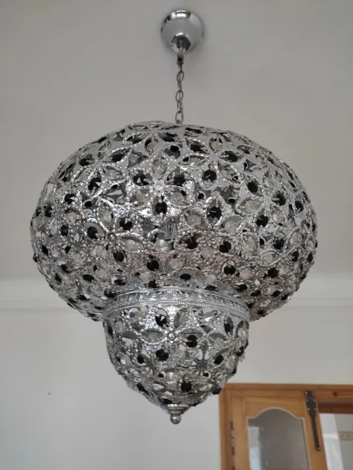 Lustre d'importation