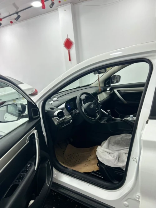 Geely Coolray 2026 Mjmola