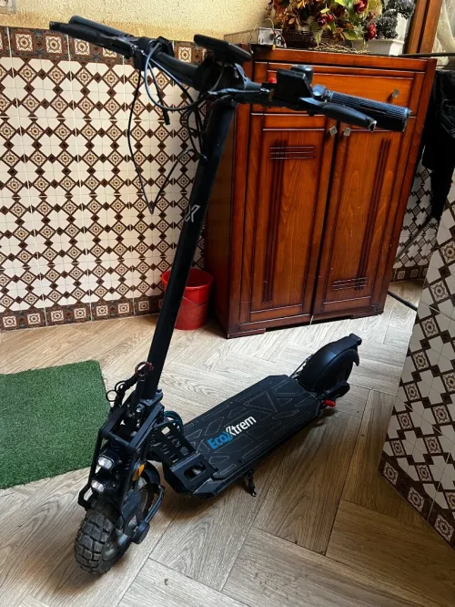 Trottinettes électriques bison 800 w 