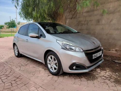 Peugeot 208 2018 Active Facelift