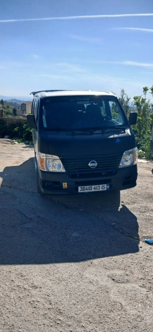 Nissan urvan Urvan 2013