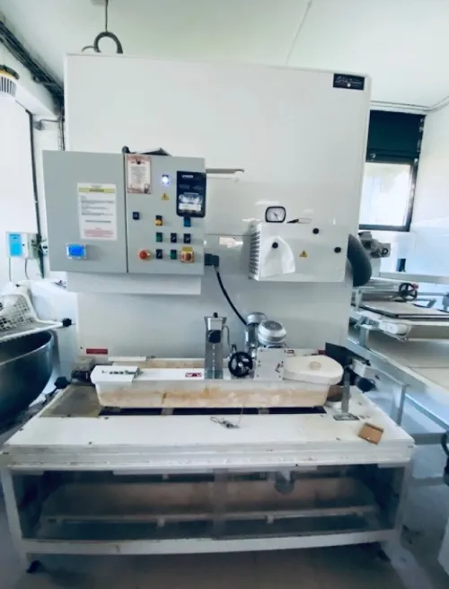 LOT COMPLET de BOULANGERIE INDUSTRIELLE Matériel professionnel Lignes de production complètes 2900 baguettes/heure