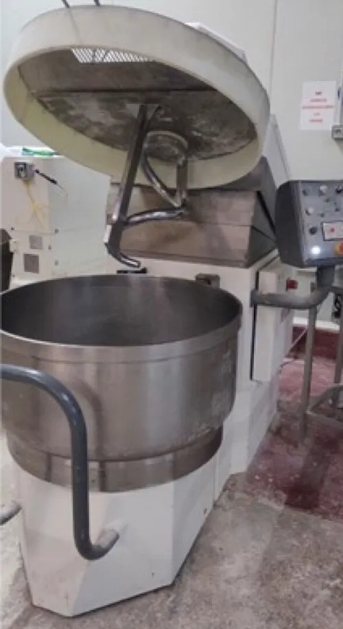 LOT COMPLET de BOULANGERIE INDUSTRIELLE Matériel professionnel Lignes de production complètes 2900 baguettes/heure