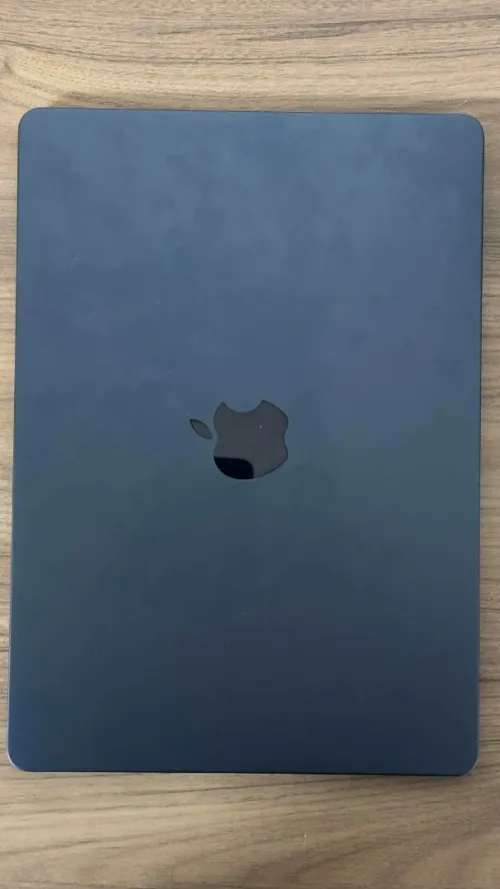 Macbook air m2 , 16gb 256ssd