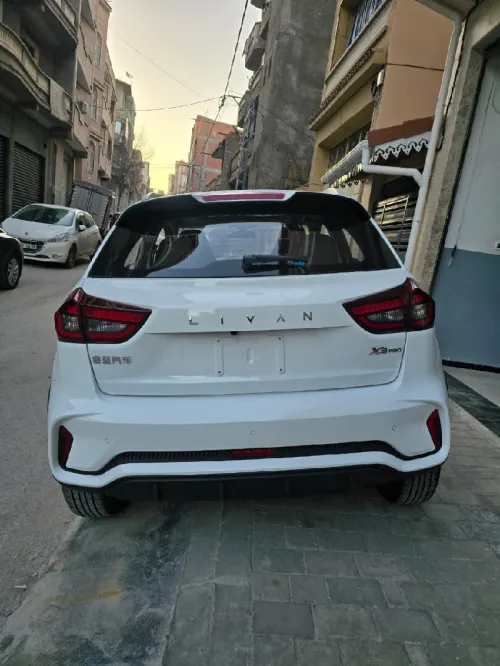 Livan X3 Pro  2026 Automatique (Avec toi ouvrant )