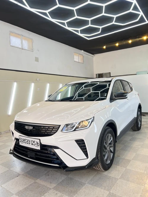 Geely Coolray 2025 