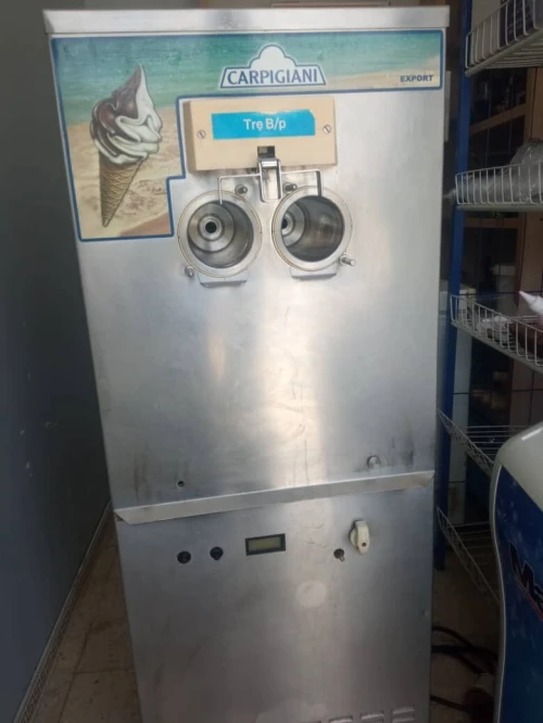 Machine de glace Carpigiani 