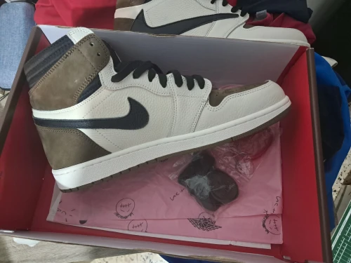 air Jordan 1 x travis scott