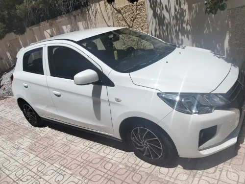 Mitsubishi Mirage 2022 Star