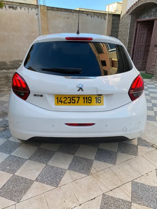 Peugeot 208 2019 Allure