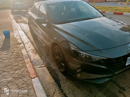 Hyundai Elantra 2022 