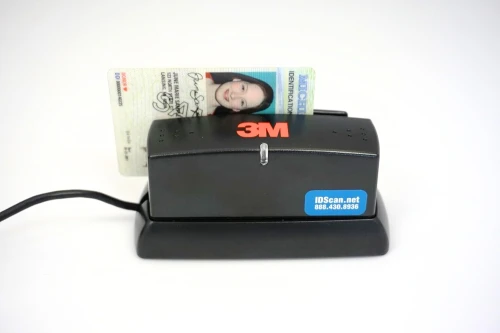 LECTEUR MRZ CR100 3M