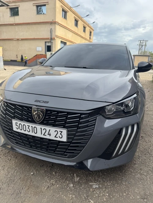 Peugeot 208 2024 Allure Pack