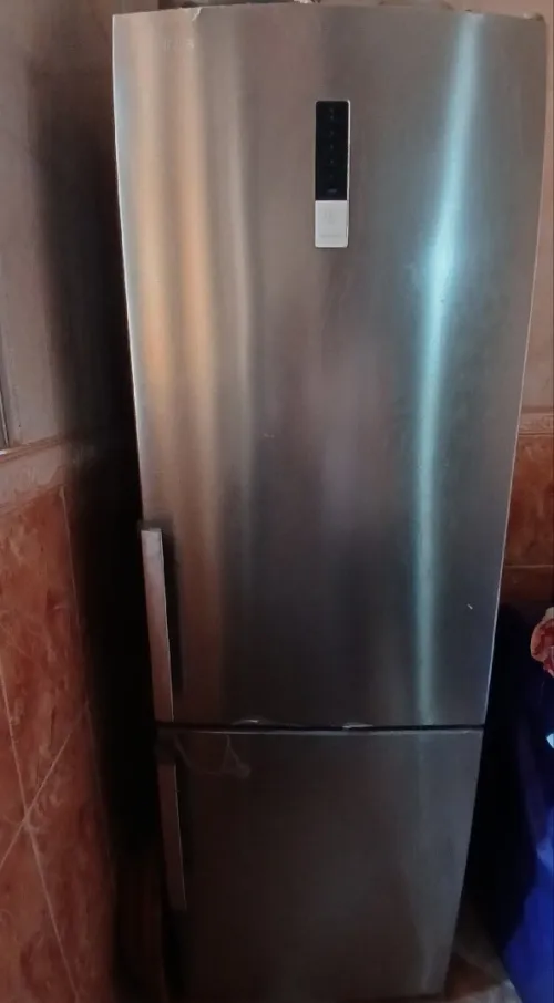 Frigidaire IRIS + micro-ondes samsung
