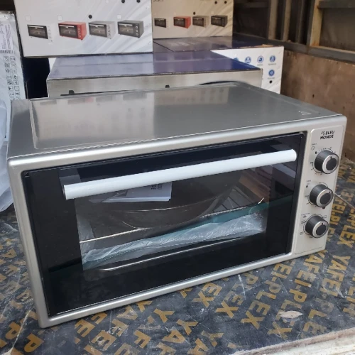 Four Blue monde 48L ventilé 1600W