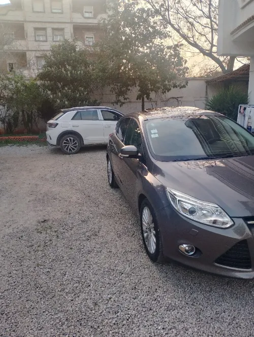 Ford Focus 4 portes 2012 Focus 4 portes