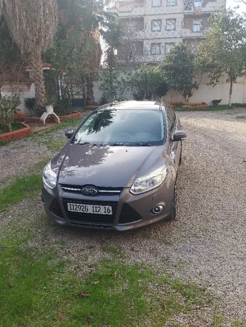 Ford Focus 4 portes 2012 Focus 4 portes