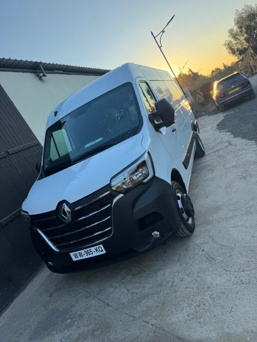 Renault Mastar JML Mastar dili 3 anis 2025