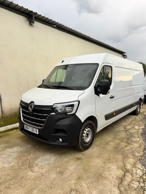 Renault CCR خمس سنوات Master 3pnx 2025