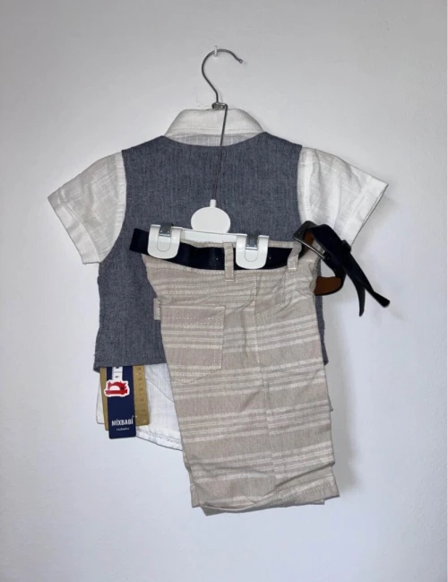 Lot de vêtements enfants 
