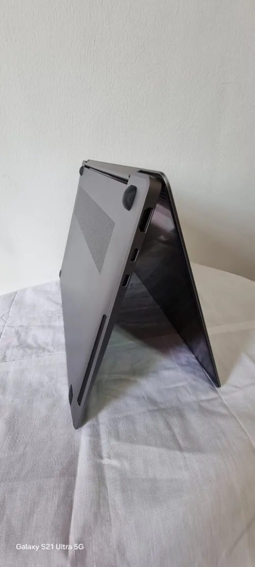 Samsung book 4 ultra 7