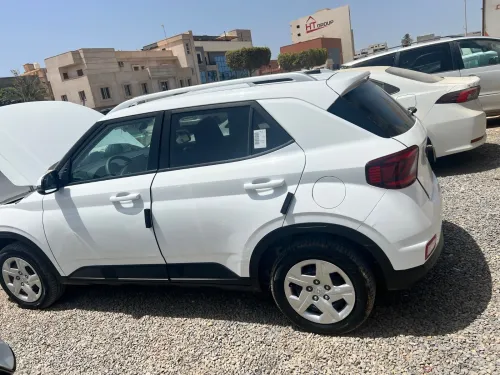 Hyundai VENO 2023 Latoute