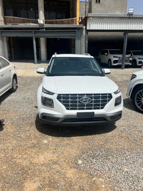 Hyundai VENO 2023 Latoute
