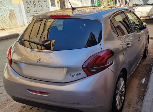 Peugeot 208 2019 