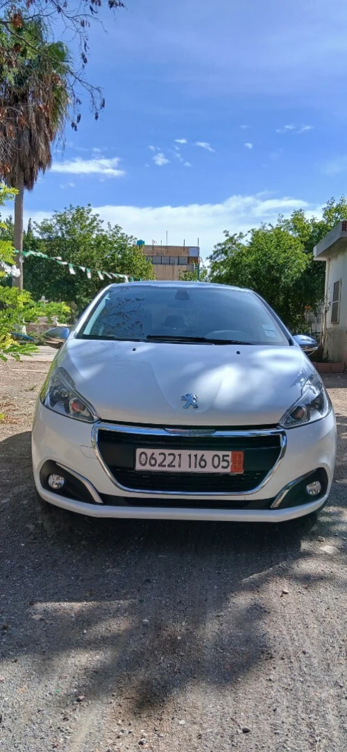Peugeot 208 2016 Allure