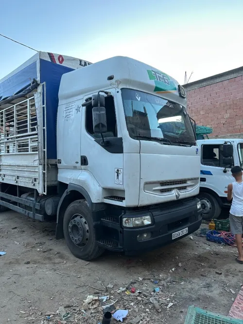Renault 400 2003