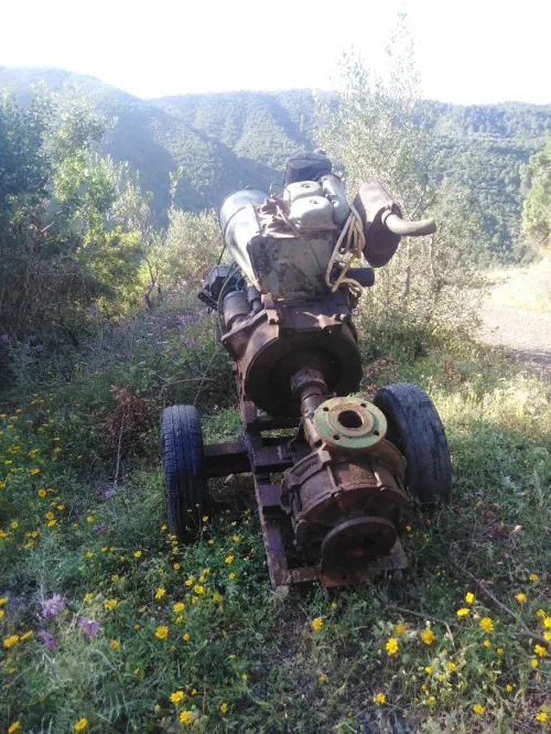 Moteur dettes 2cylendre 28 + pompe