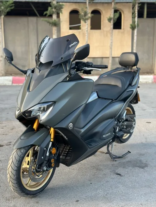 Yamaha Tmax 560 2022