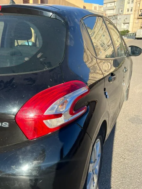 Peugeot 208 2015 208