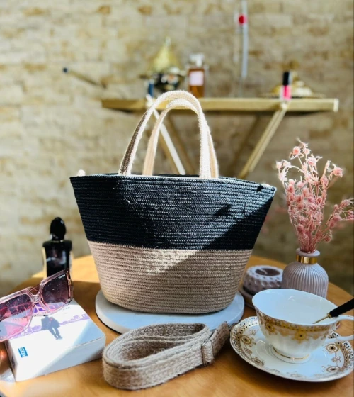 Sac à main + porte monnaie 