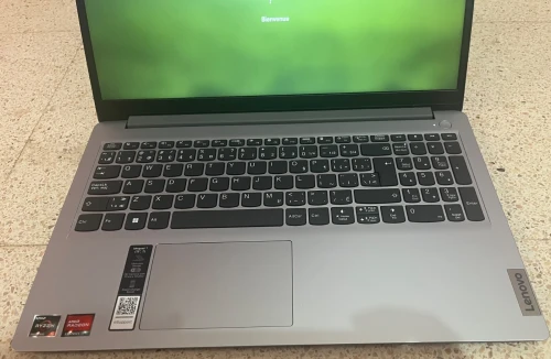 Lenovo laptop ryzen 5
