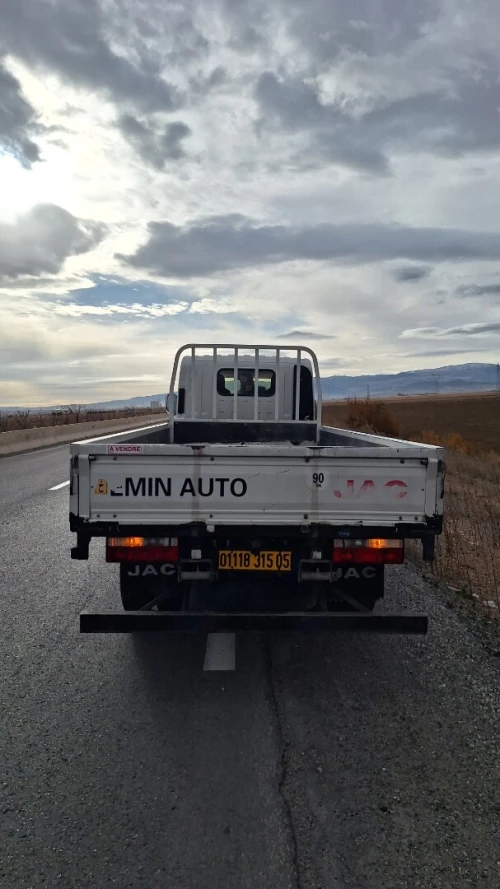 JAC 1040s 