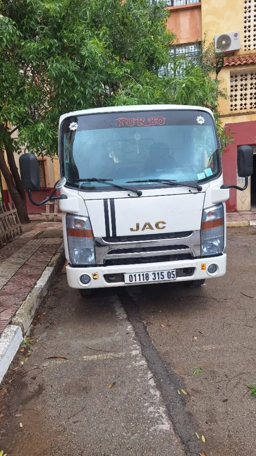 JAC 1040s 2015