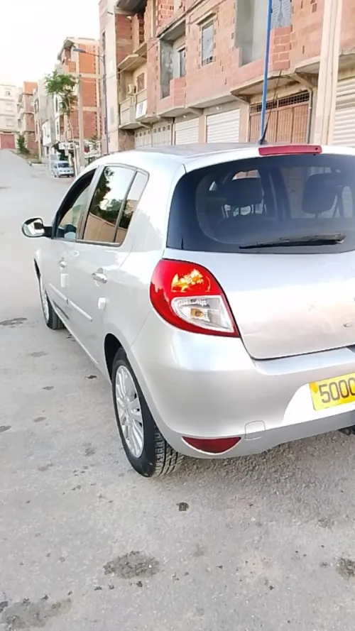 Renault Clio 3 2012 Night and Day