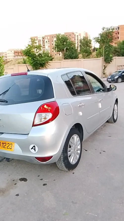 Renault Clio 3 2012 Night and Day