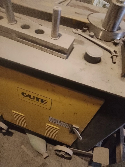 الة تشكيل وثني الحديد بنضام هدروليكي  GUTE GW35D /YGW18E Cintreuse Hydraulique